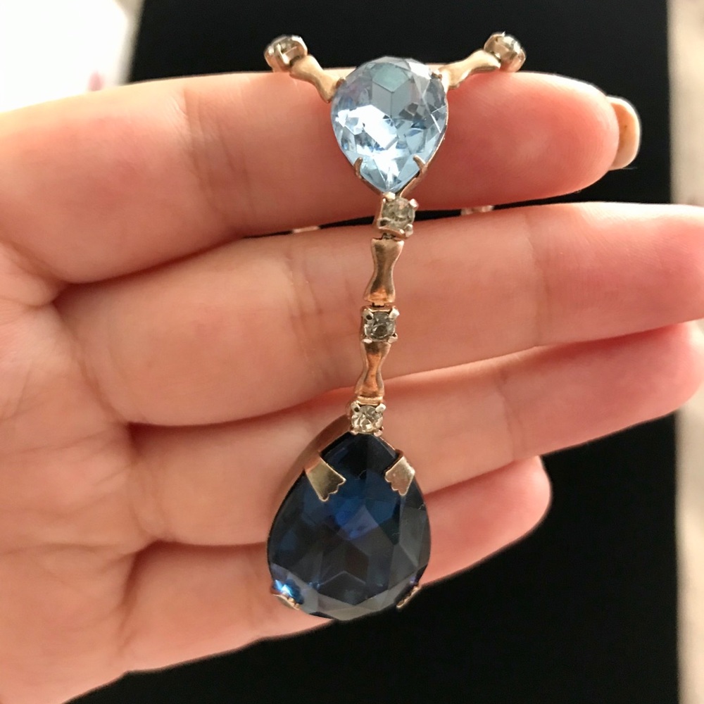 Vintage teardrops dark and light blue necklace